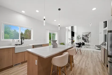 413 North Sycamore Lane North Aurora IL 60542