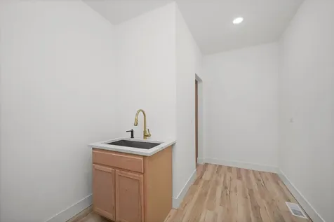 413 North Sycamore Lane North Aurora IL 60542