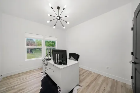 413 North Sycamore Lane North Aurora IL 60542