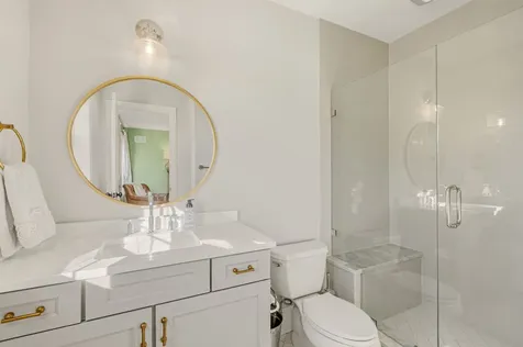 629 Kenwood Avenue Libertyville IL 60048