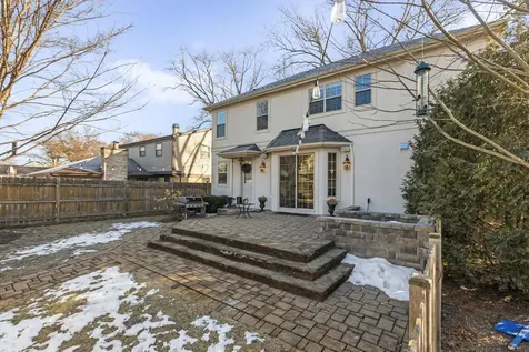 629 Kenwood Avenue Libertyville IL 60048