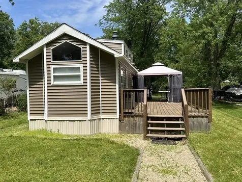 2-16 Woodhaven Lakes Sublette IL 61367