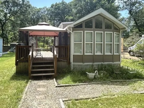 2-16 Woodhaven Lakes Sublette IL 61367