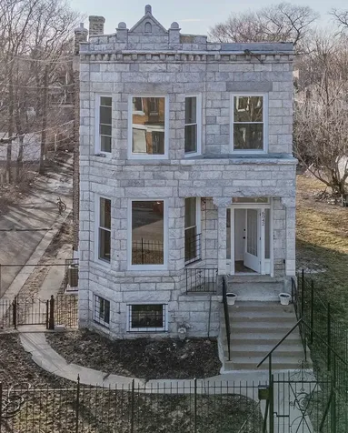 6042 South Marshfield Avenue Chicago IL 60636