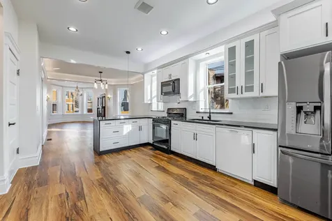 6042 South Marshfield Avenue Chicago IL 60636