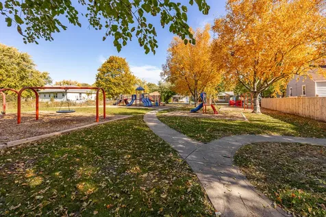 209 North Hunter Street Thornton IL 60476