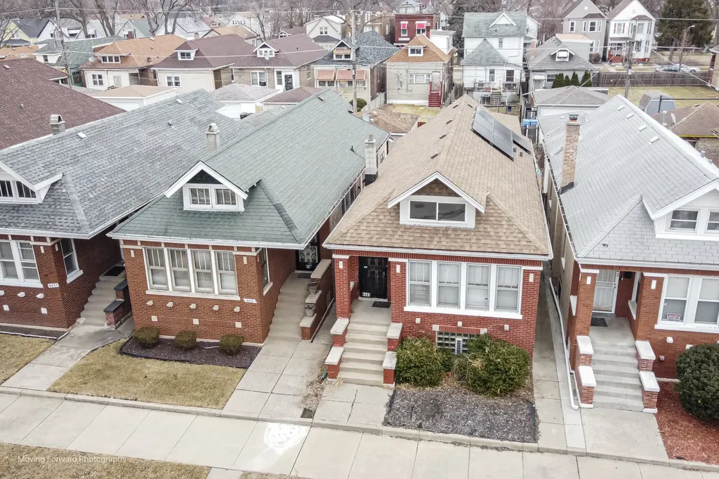 8441 South Aberdeen Street Chicago IL 60620