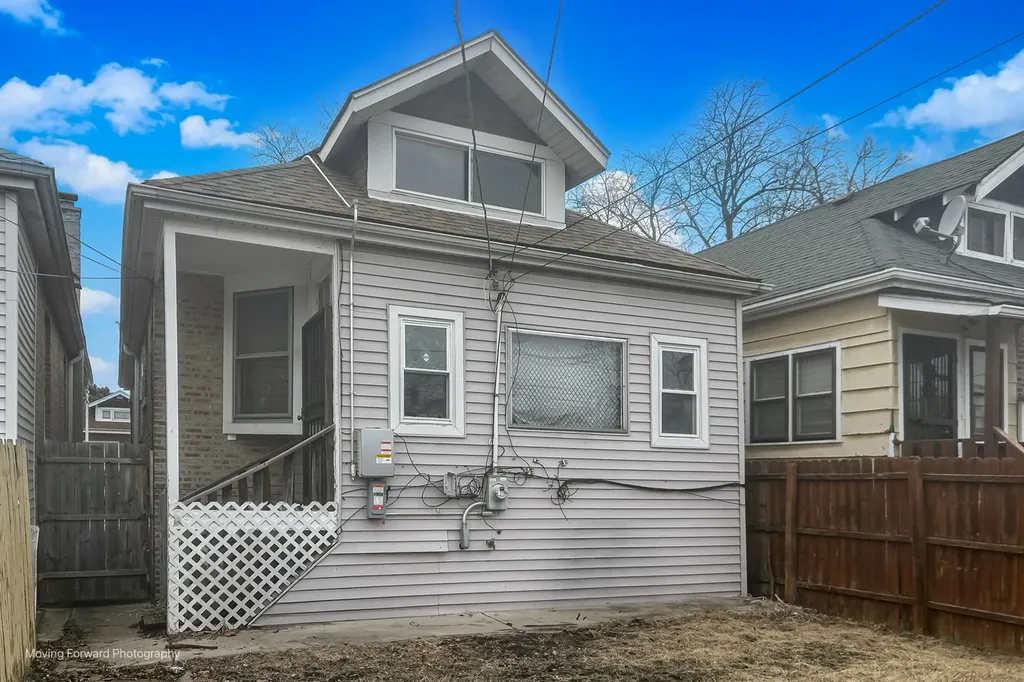8441 South Aberdeen Street Chicago IL 60620