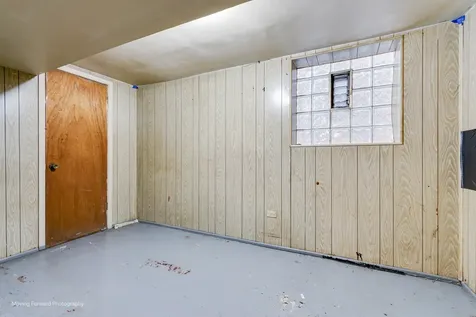 8441 South Aberdeen Street Chicago IL 60620