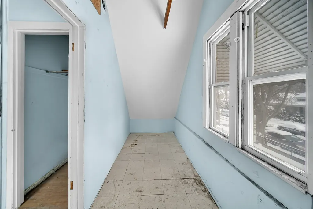 8626 South Kingston Avenue Chicago IL 60617