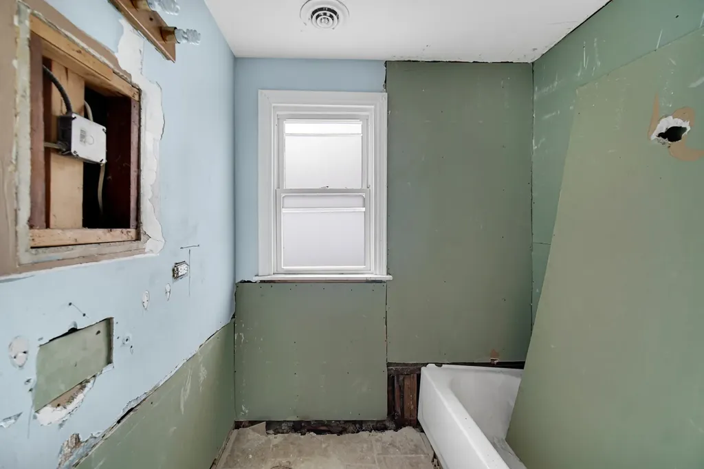 8626 South Kingston Avenue Chicago IL 60617