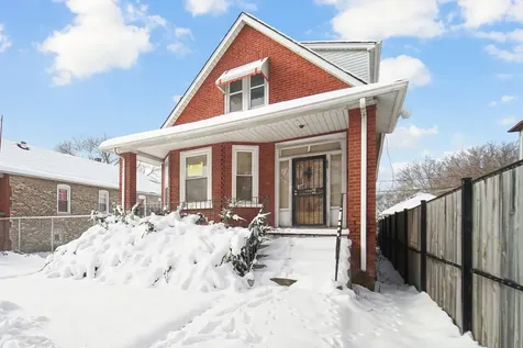 8626 South Kingston Avenue Chicago IL 60617