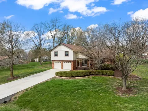 15878 Old Orchard Road Bloomington IL 61705