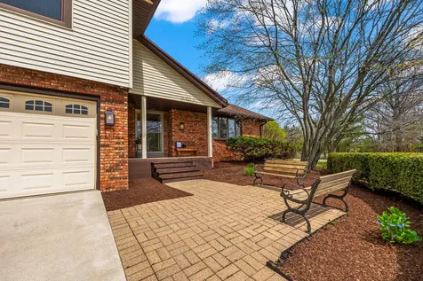 15878 Old Orchard Road Bloomington IL 61705