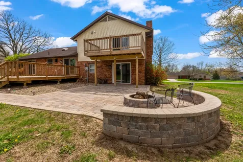 15878 Old Orchard Road Bloomington IL 61705