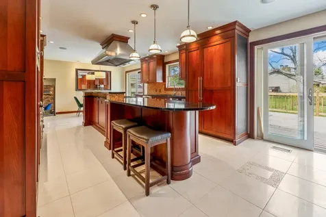 15878 Old Orchard Road Bloomington IL 61705