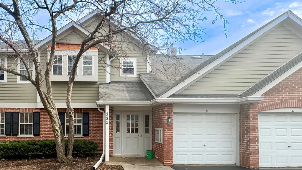 225 Columbia Court Schaumburg IL 60193