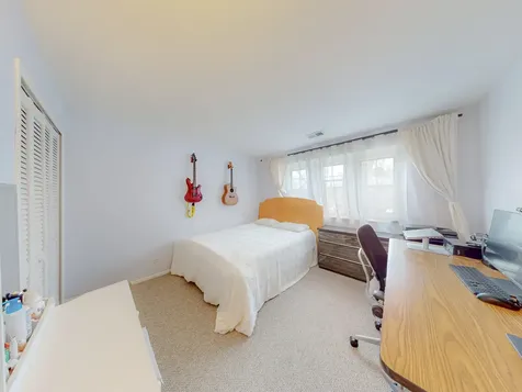 225 Columbia Court Schaumburg IL 60193