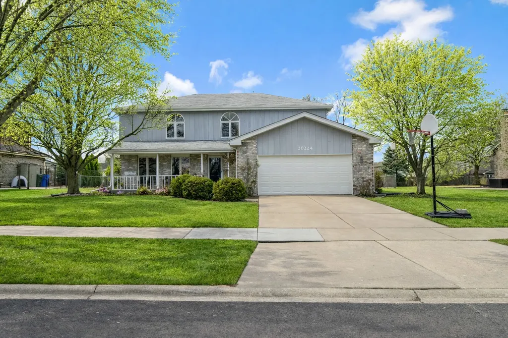 20224 East Lismore Circle Frankfort IL 60423
