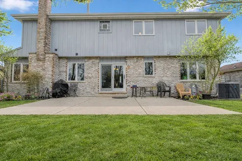 20224 East Lismore Circle Frankfort IL 60423