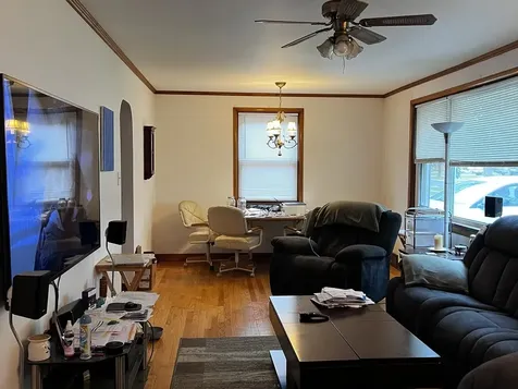 406 North Prospect Manor Avenue Mount Prospect IL 60056