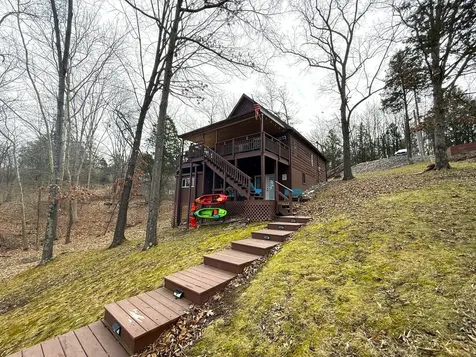 565 Lakeshore Drive N Goreville IL 62939