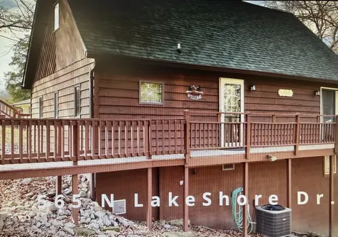565 Lakeshore Drive N Goreville IL 62939
