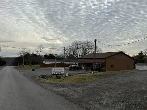565 Lakeshore Drive N Goreville IL 62939