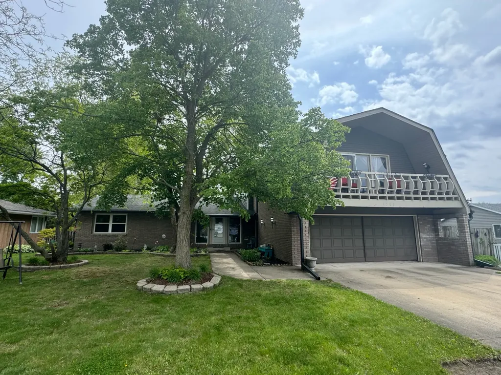 1380 Sommerset Way Bourbonnais IL 60914