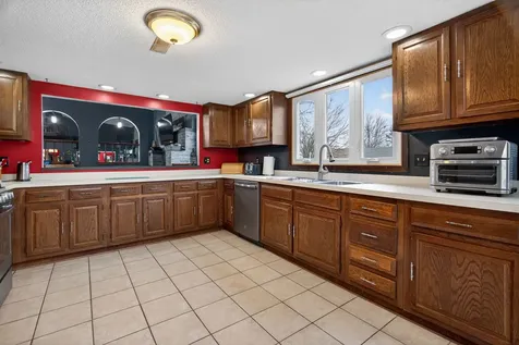 1380 Sommerset Way Bourbonnais IL 60914