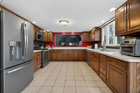 1380 Sommerset Way Bourbonnais IL 60914