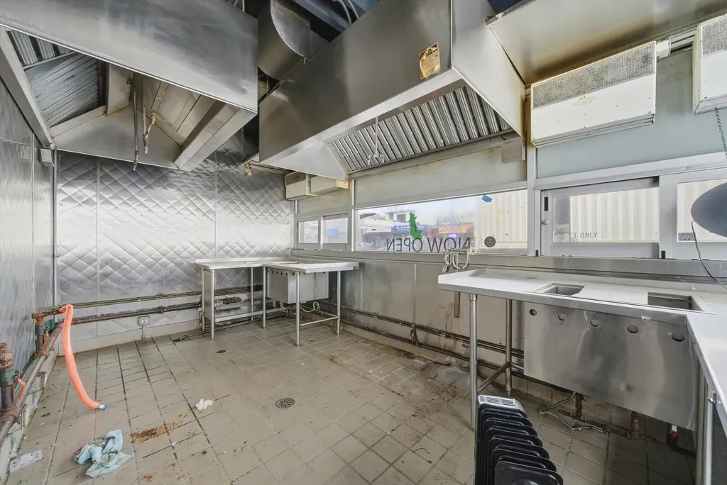3059 South Pulaski Road Chicago IL 60623