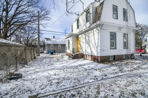 860 East Bourbonnais Street Kankakee IL 60901
