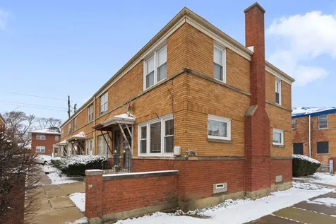 1028 Bellwood Avenue Bellwood IL 60104