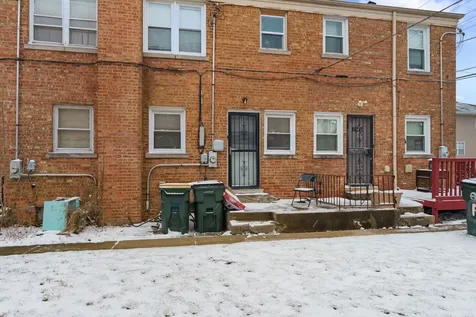 1028 Bellwood Avenue Bellwood IL 60104
