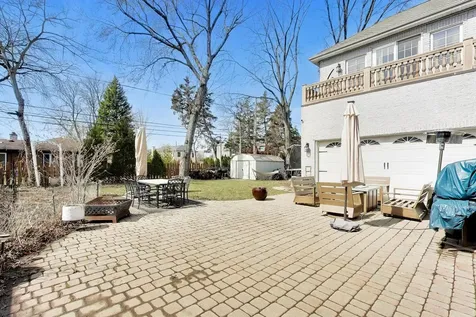 6642 North Kilbourn Avenue Lincolnwood IL 60712
