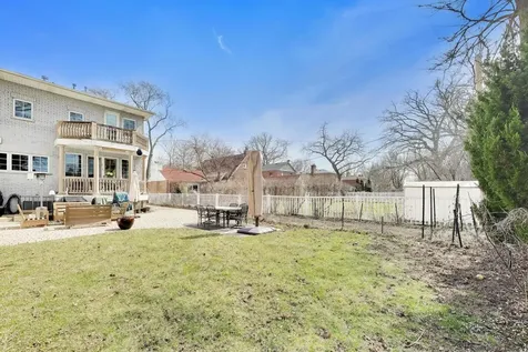 6642 North Kilbourn Avenue Lincolnwood IL 60712