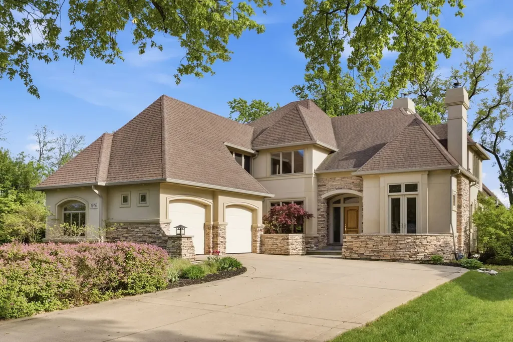 1076 Prairie Avenue Naperville IL 60540