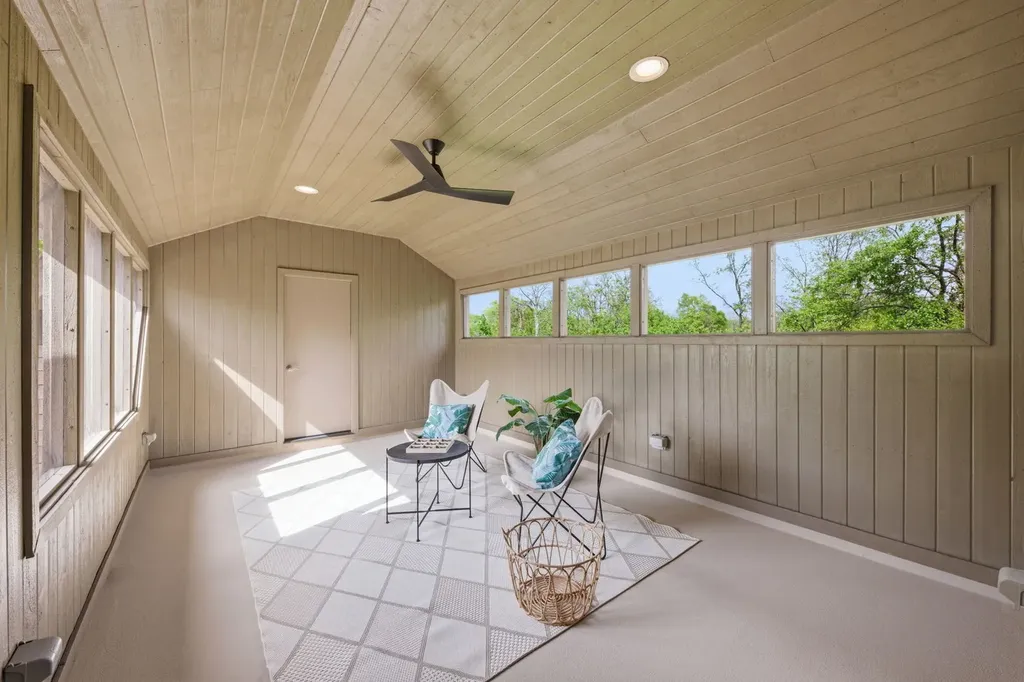 1076 Prairie Avenue Naperville IL 60540
