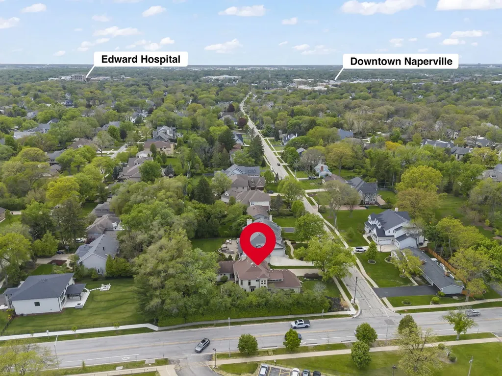 1076 Prairie Avenue Naperville IL 60540