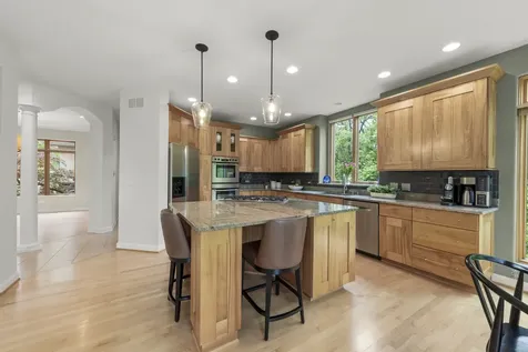 1076 Prairie Avenue Naperville IL 60540
