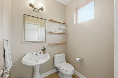 1076 Prairie Avenue Naperville IL 60540