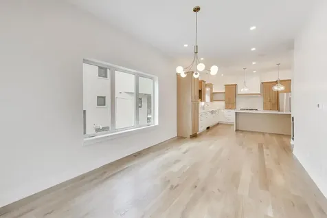 280 Blackhawk Road Riverside IL 60546