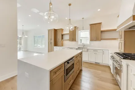 280 Blackhawk Road Riverside IL 60546