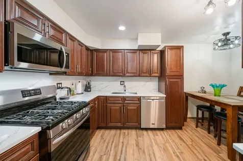 175 Lake Boulevard Buffalo Grove IL 60089