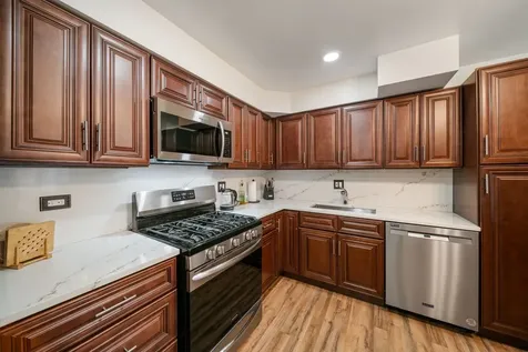 175 Lake Boulevard Buffalo Grove IL 60089