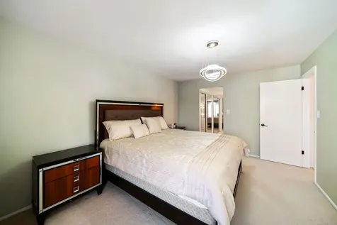 175 Lake Boulevard Buffalo Grove IL 60089