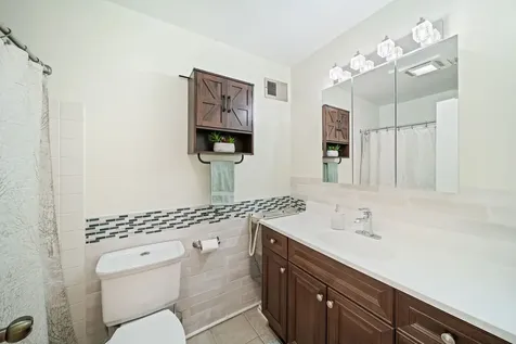 175 Lake Boulevard Buffalo Grove IL 60089