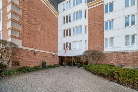 175 Lake Boulevard Buffalo Grove IL 60089