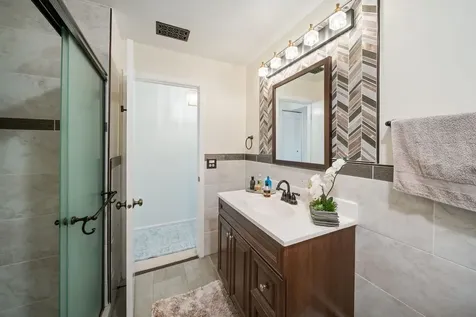 175 Lake Boulevard Buffalo Grove IL 60089